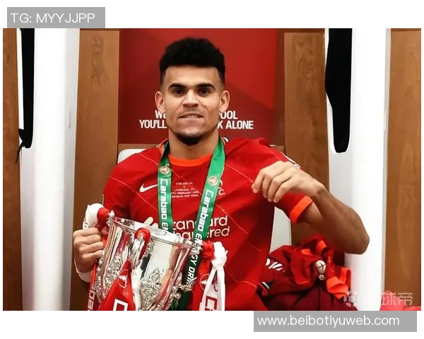 内维尔回忆早年言论伤害路易斯直言收到私信才知冒犯之深 内维尔回忆早年言论伤害路易斯直言收到私信才知冒犯之深