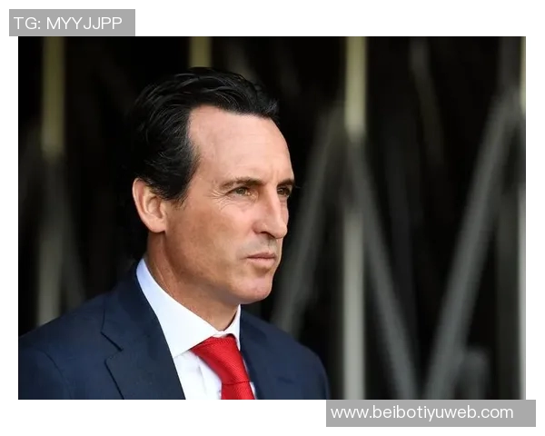 温格回忆亨利初期心态转变:我鼓励他踢中锋不必担心进球 温格回忆亨利初期心态转变:我鼓励他踢中锋不必担心进球