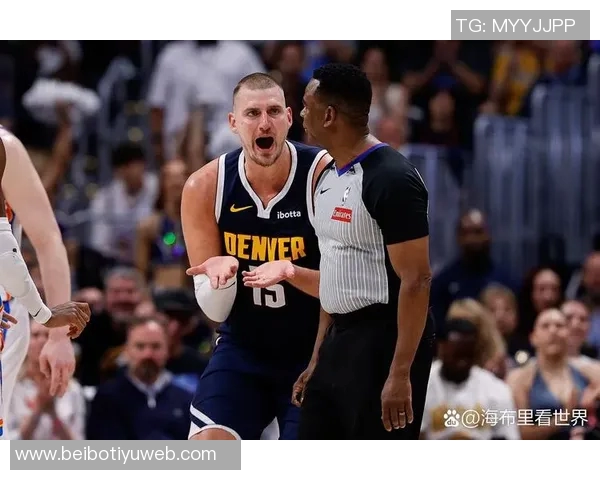 约基奇半场表现抢眼但失误频繁14分4板4助5次失误影响球队节奏 约基奇半场表现抢眼但失误频繁14分4板4助5次失误影响球队节奏