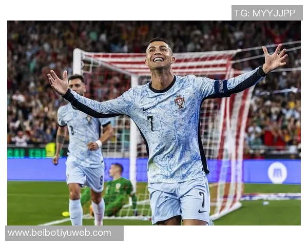 C罗专访观看次数突破450万创年度体育采访新纪录引发热议 C罗专访观看次数突破450万创年度体育采访新纪录引发热议